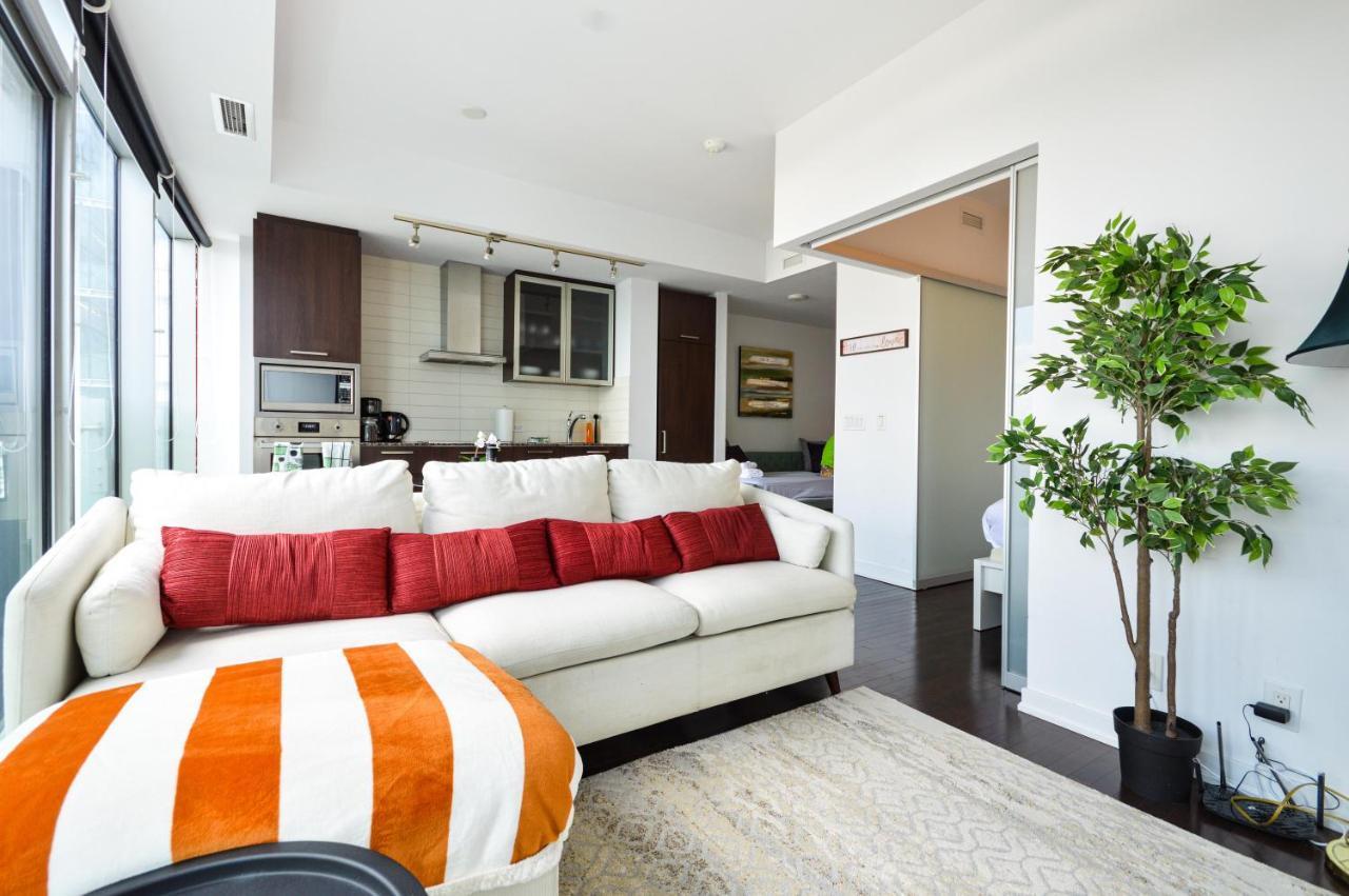 Downtown Toronto Condo Near Cn Tower, Mtcc, Rogers Center , Union Station ภายนอก รูปภาพ
