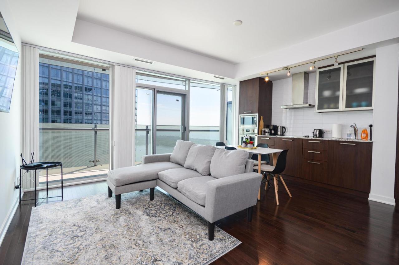 Downtown Toronto Condo Near Cn Tower, Mtcc, Rogers Center , Union Station ภายนอก รูปภาพ
