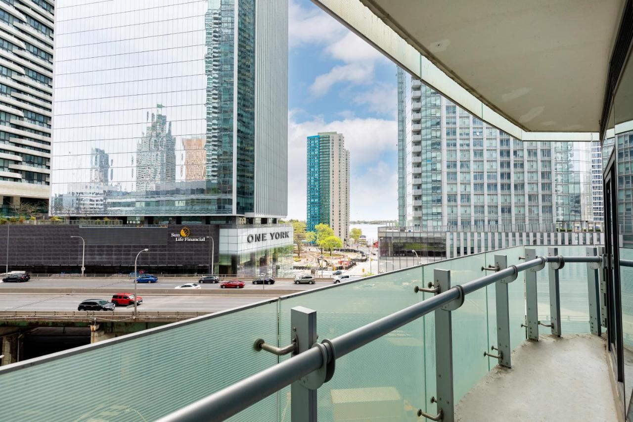 Downtown Toronto Condo Near Cn Tower, Mtcc, Rogers Center , Union Station ภายนอก รูปภาพ