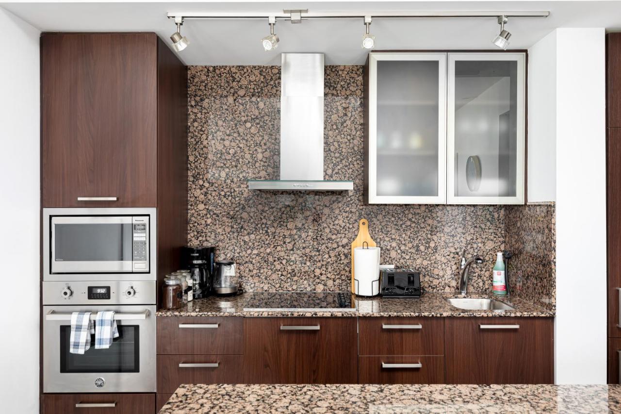 Downtown Toronto Condo Near Cn Tower, Mtcc, Rogers Center , Union Station ภายนอก รูปภาพ